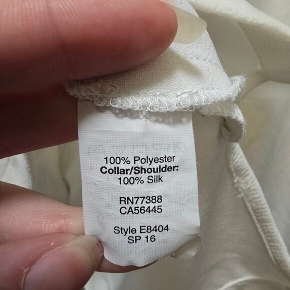 Madewell white textured button-down back short sleeve top poly/silk slits - Picture 10 of 11